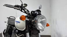 Triumph Bonneville (10MY)